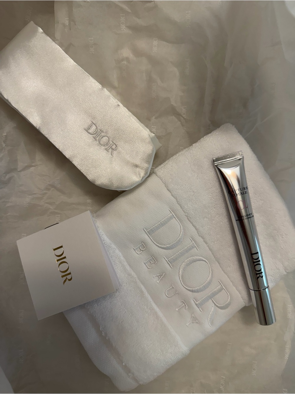Dior White and Silver Eye Care Gift Set